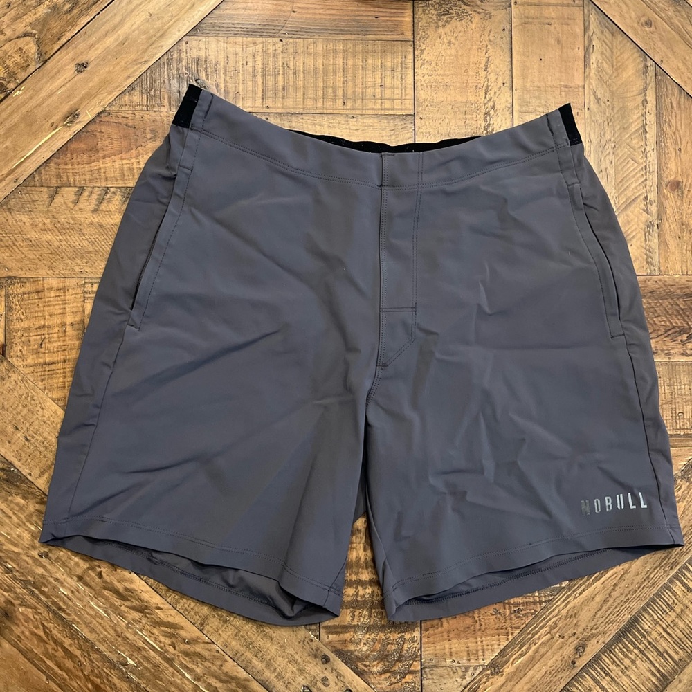 NOBULL Shorts size Large